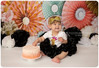 baby girl Vacaville Cake Smash Photographer