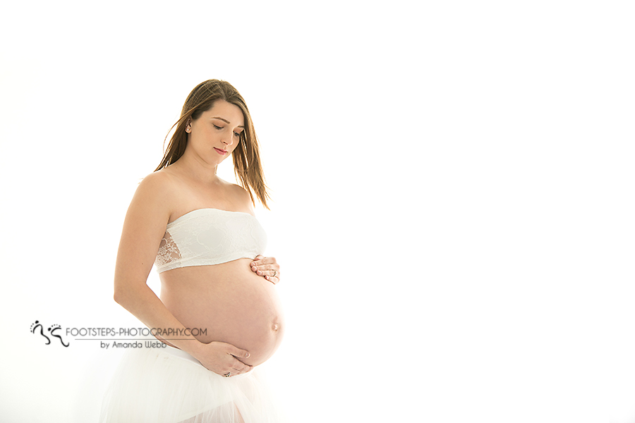 vacaville maternity photographer awaiting baby